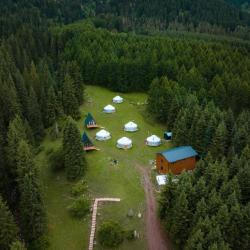 Фото Отель Zhyluu Suu Karakol Resort (Жылуу Суу Резорт)
