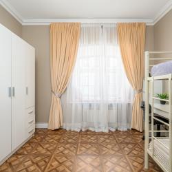 Фото Отель Трехкомнатная квартира на Казанской улице,45