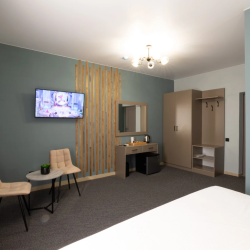 Номер стандарт улучшенный с 1 двуспальной кроватью