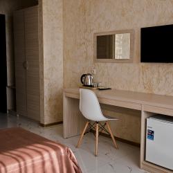 Комната люкс с 2 односпальными кроватями (вид на море)