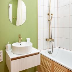 Фото Апартаменты на улице Молокова 12