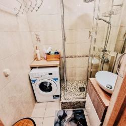Фото Апартаменты на 1-й улице Суворова 10