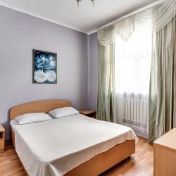 Номер стандарт с 1 двуспальной кроватью