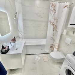 1-комнатные апартаменты люкс Тюмень, улица Николая Машарова, д.2