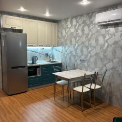 Фото Отель Ideal Apartment (Идеал Апартмент) на проспекте 100-летия а 163