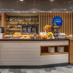 Фото Отель Holiday Inn Express Yerevan (Холидей Инн Экспресс )