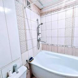 Фото Апартаменты на улице Сурикова 4