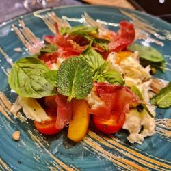 Фото Отель Vazuza туристическая деревня (Вазуза туристическая деревня)