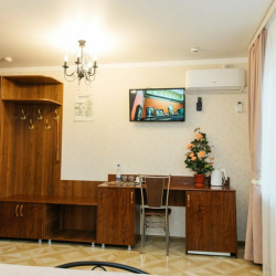 Номер стандарт с 1 двуспальной кроватью