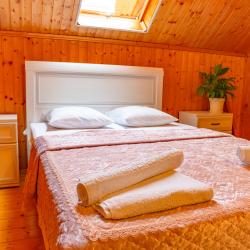 Комната стандарт с 1 двуспальной кроватью (мансарда) со стороны моря