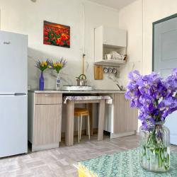 Номер семейный с 1 двуспальной кроватью Лаванда