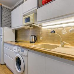 Апартаменты стандарт с кухней и балконом