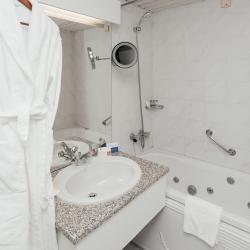 Номер люкс с 1 двуспальной кроватью