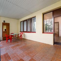 Номер делюкс семейный с 1 двуспальной кроватью