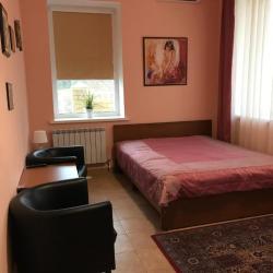 Номер стандарт с 1 двуспальной кроватью