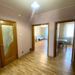 2-комнатные апартаменты стандарт 2-к. кв. ул. Токмакова 36 №42