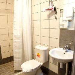 Номер комфорт улучшенный с 1 двуспальной кроватью (с завтраком)