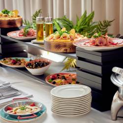 Фото Отель Golden Tulip Krasnodar (Голден Тюлип )