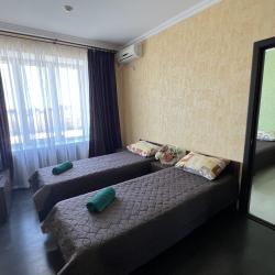 2-комнатный номер стандарт семейный с 5 односпальными кроватями