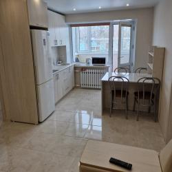 Фото Апартаменты на улице Рябикова 1