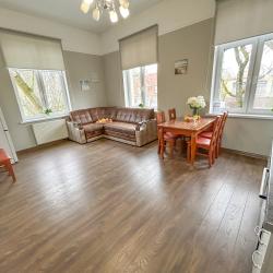 2-комнатные апартаменты люкс Balt-Apartments Pionerskii 5 с двумя спальнями