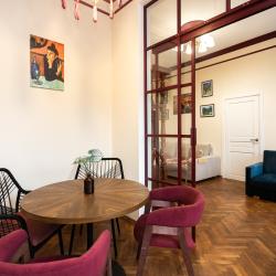 Апартаменты улучшенные Калининград, улица Сержанта Колоскова, 1а