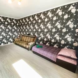 Фото Отель Посуточно50 на Физкультурной 14