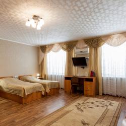 Номер комфорт с 2 односпальными кроватями