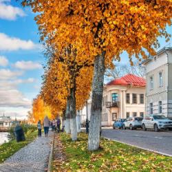 Номер стандарт с 1 двуспальной кроватью