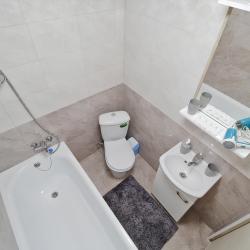 Фото Отель LovelyHome 39 на улице Александра Суворова 25