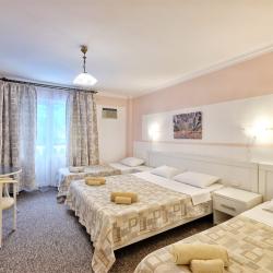 4-местный номер стандарт с балконом