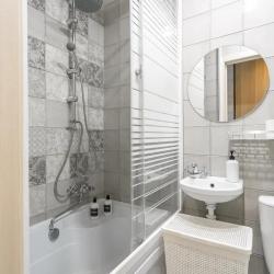 Фото Апартаменты на улице Ленсовета 32