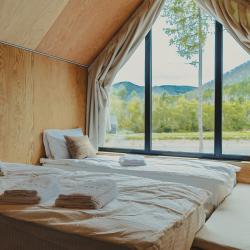 Фото Отель Khan Glamping Goloustnoye (Хан Глэмпинг Голоустное)