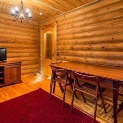 Трехкомнатный номер в коттедже (с пансионом)