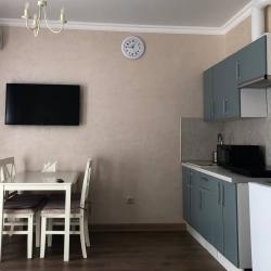 Апартаменты студия с видом на море 3