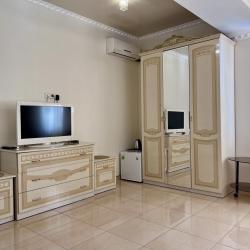 Номер люкс с 1 двуспальной кроватью