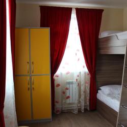 Кровать в 4-местном общем номере