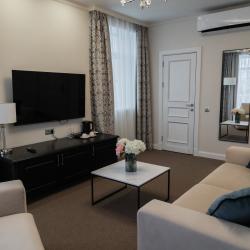 Номер люкс с 1 двуспальной кроватью