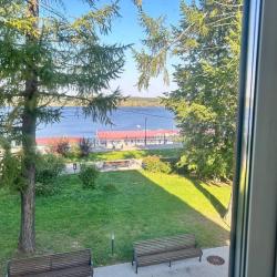 Фото Апартаменты на бульваре Волжский 3