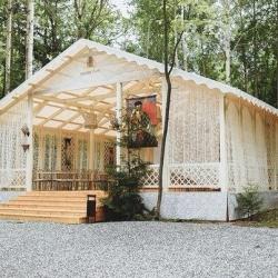 Фото Отель Holiday park (Холидей Парк)