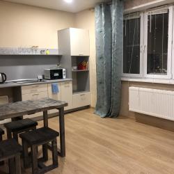 Фото Апартаменты на улице Братьев Кашириных 131 корпус Б