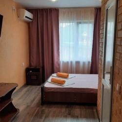 Номер стандарт с 1 двуспальной кроватью