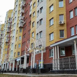 Нижняя кровать в 8-местном общем номере (общие удобства)
