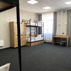 Кровать в 10-местном общем номере