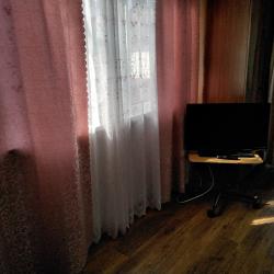 Номер делюкс с 1 односпальной и 1 двуспальной кроватью (мансарда)