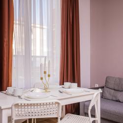 8-местные апартаменты люкс Сочи, ул. 65 лет Победы 67 с 2 односпальными кроватями