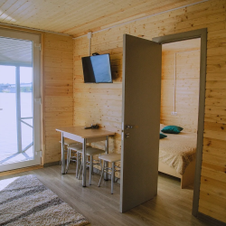 4-местный 2-комнатный коттедж стандарт (мансарда)