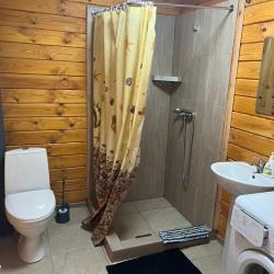 Номер улучшенный семейный с 1 двуспальной кроватью