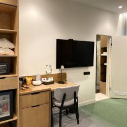 Номер люкс с 1 двуспальной кроватью