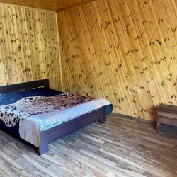 Комната эконом с видом на р.Никитинку (общие удобства)